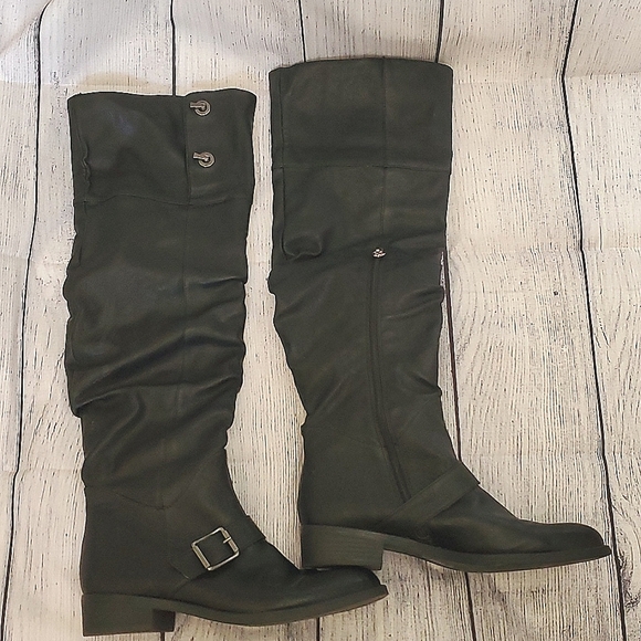 Vera Wang Black Over the Knee Black Boots Size 10 - Picture 1 of 4